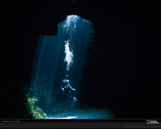 Illustration for article titled R.I.P. Wes Skiles, the photographer who captured the forbidding beauty of underwater caves